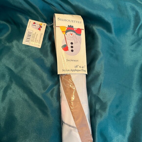 Silhouettes 28 x 41 SNOWMAN Nylon Appliqué Flag NIP - Picture 2 of 9